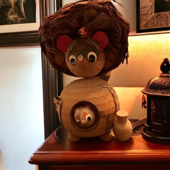 Kokeshi Moose and baby figure. Made in Japan. Natural materials. - Picture 2 of 4